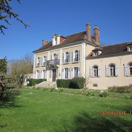 Domaine De Sainte Anne Panzió Venoy Kültér fotó