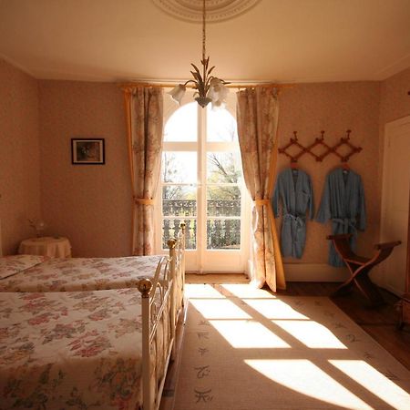 Domaine De Sainte Anne Panzió Venoy Kültér fotó